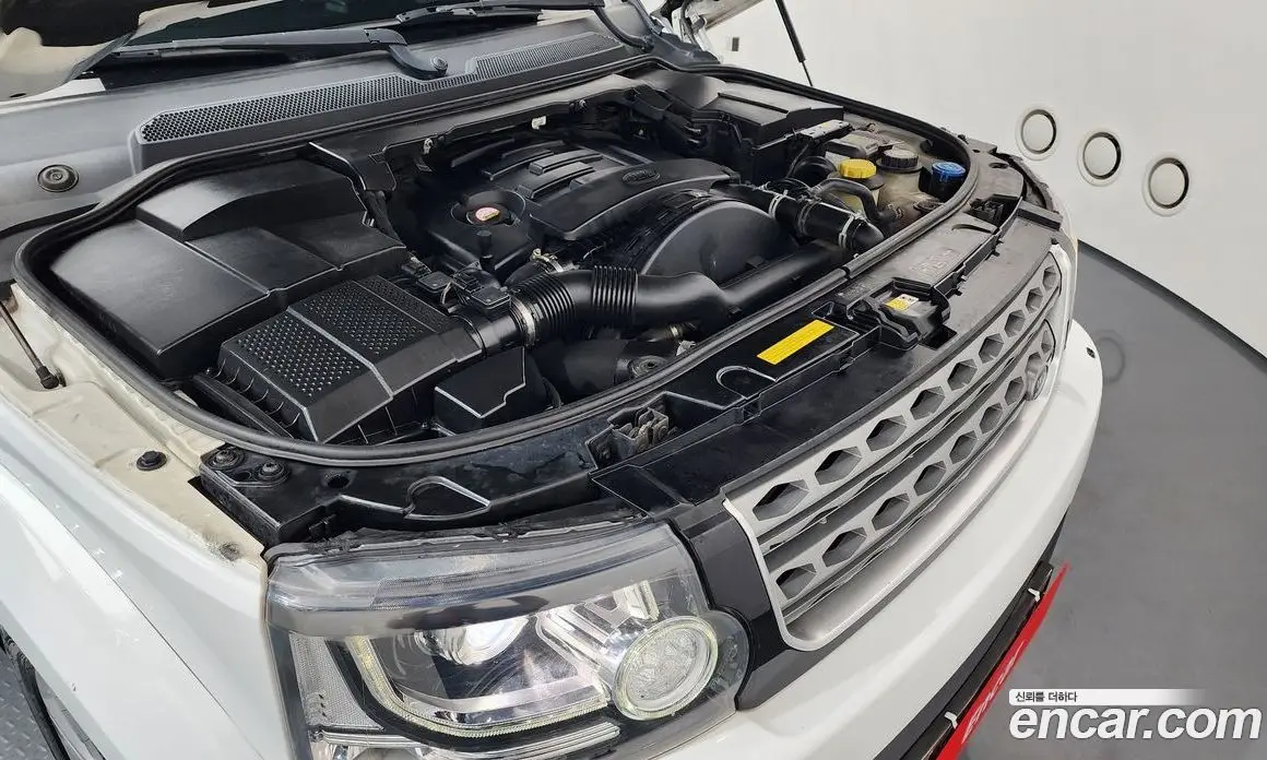 Land Rover Discovery 2016 3.0 автомат (гидро), фото 6