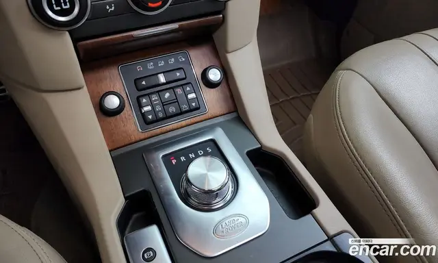 Land Rover Discovery 2016 3.0 автомат (гидро), миниатюра 9