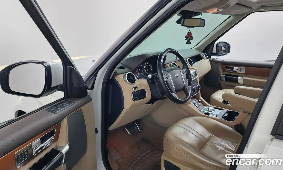 Land Rover Discovery 2016 3.0 автомат (гидро), фото 10