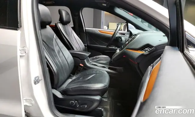 Lincoln MKC 2019 2.0 автомат (гидро), миниатюра 11 Lincoln MKC 2019 2.0 автомат (гидро), миниатюра 11