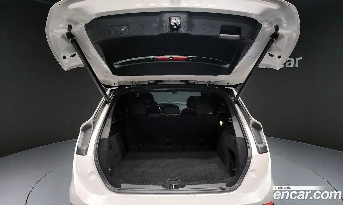 Lincoln MKC 2019 2.0 автомат (гидро), фото 20 Lincoln MKC 2019 2.0 автомат (гидро), фото 20