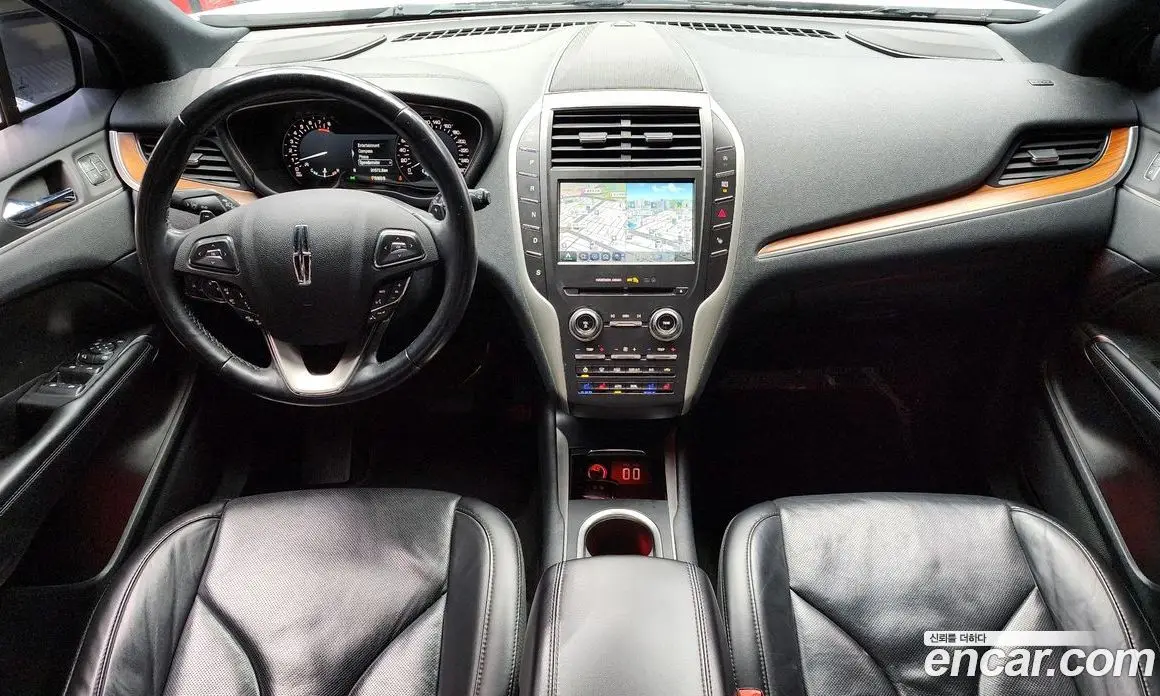 Lincoln MKC 2019 2.0 автомат (гидро), фото 7 Lincoln MKC 2019 2.0 автомат (гидро), фото 7