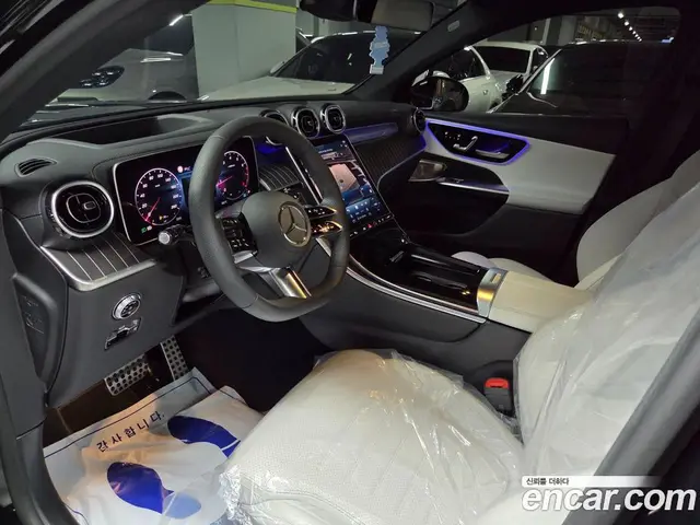 Mercedes-Benz GLC-Class 2024 2.0 автомат (гидро), миниатюра 5