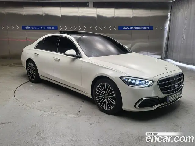 Mercedes-Benz S-Class 2021 2.9 автомат (гидро), миниатюра 3