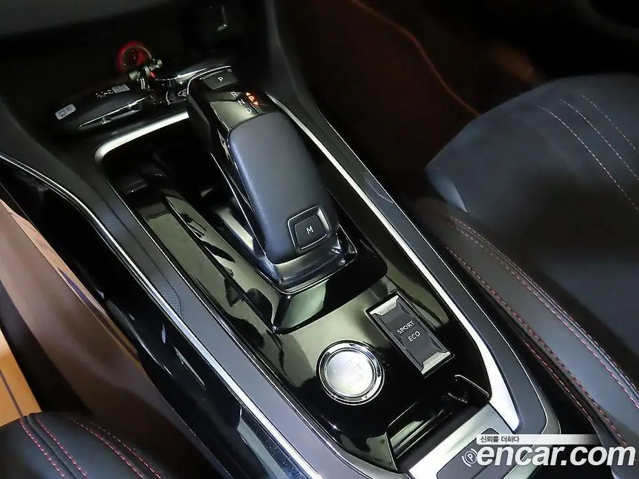 Peugeot 308 2021 1.5 автомат (гидро), фото 11