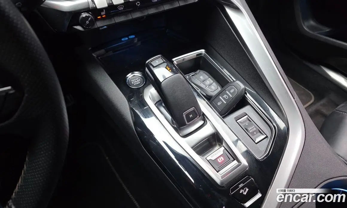 Peugeot 5008 2022 2.0 автомат (гидро), фото 12