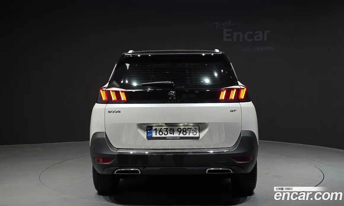 Peugeot 5008 2022 2.0 автомат (гидро), фото 4