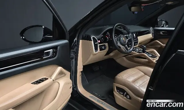 Porsche Cayenne 2019 3.0 автомат (гидро), миниатюра 10