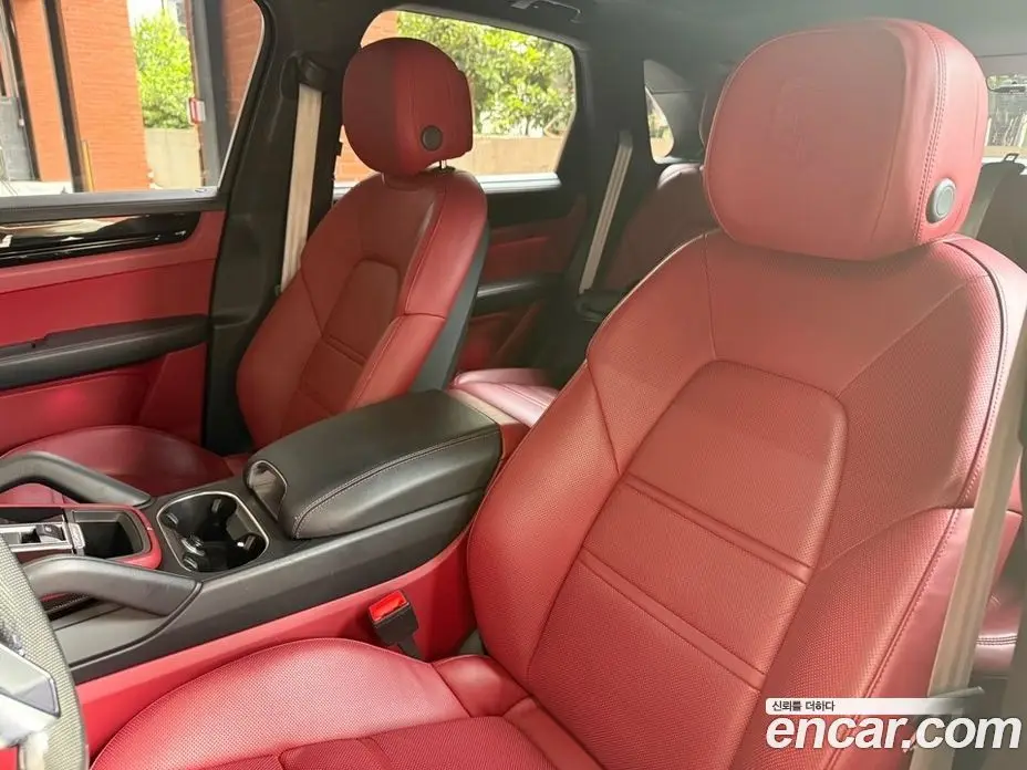 Porsche Cayenne 2023 3.0 автомат (гидро), фото 14