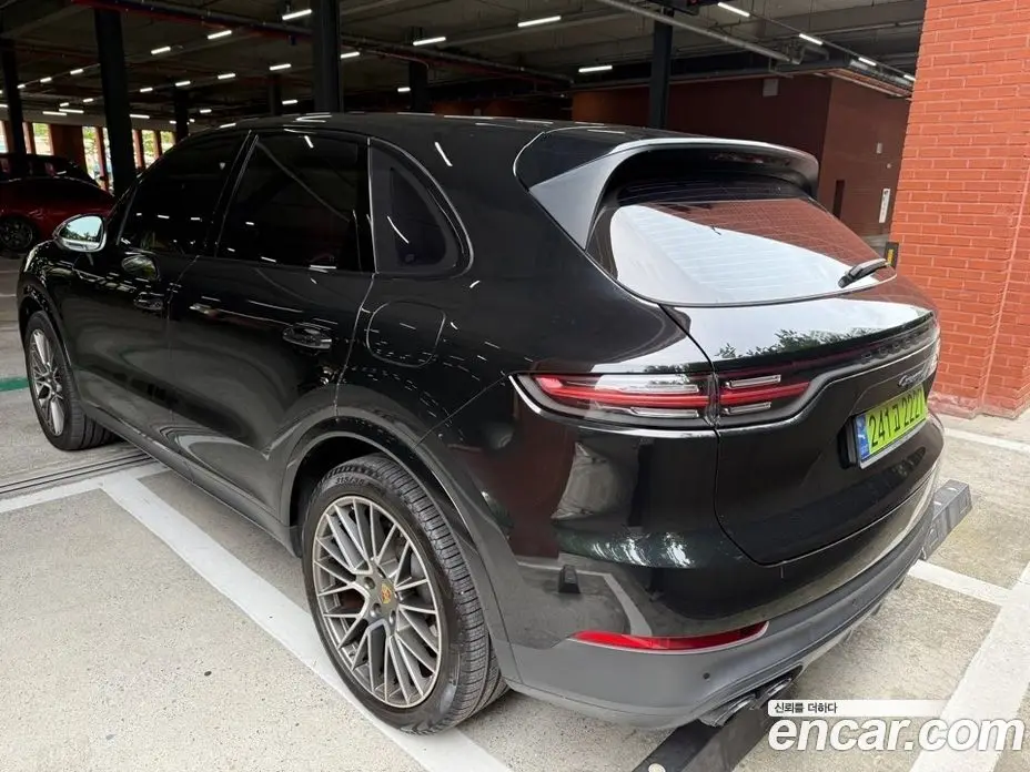 Porsche Cayenne 2023 3.0 автомат (гидро), фото 6
