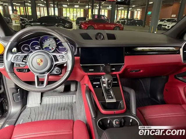 Porsche Cayenne 2023 3.0 автомат (гидро), миниатюра 8