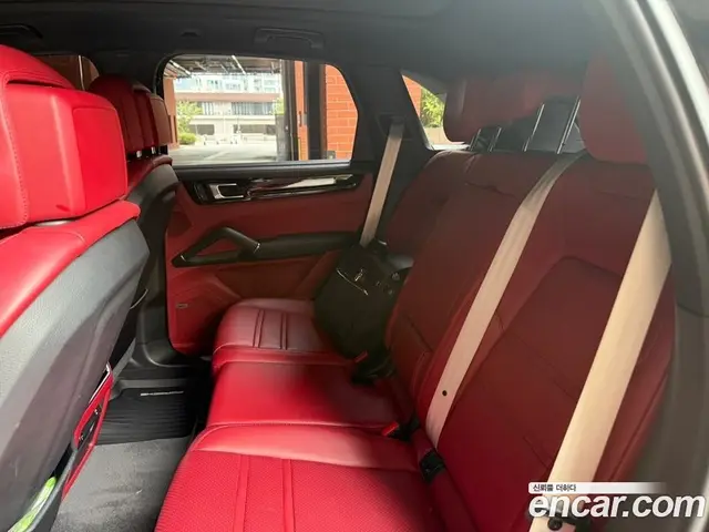 Porsche Cayenne 2023 3.0 автомат (гидро), миниатюра 9