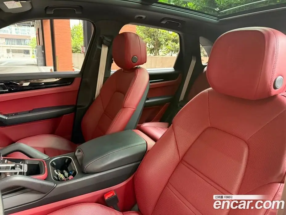 Porsche Cayenne 2023 3.0 автомат (гидро), фото 10
