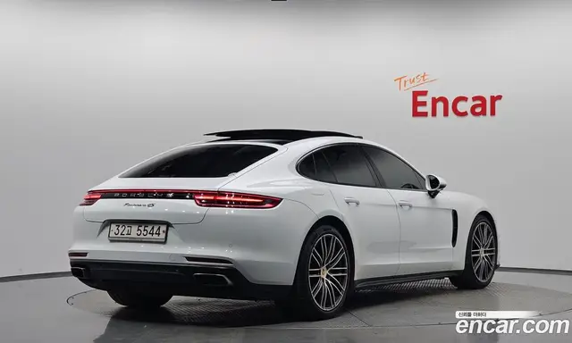 Porsche Panamera, 2018, 76 241 км
