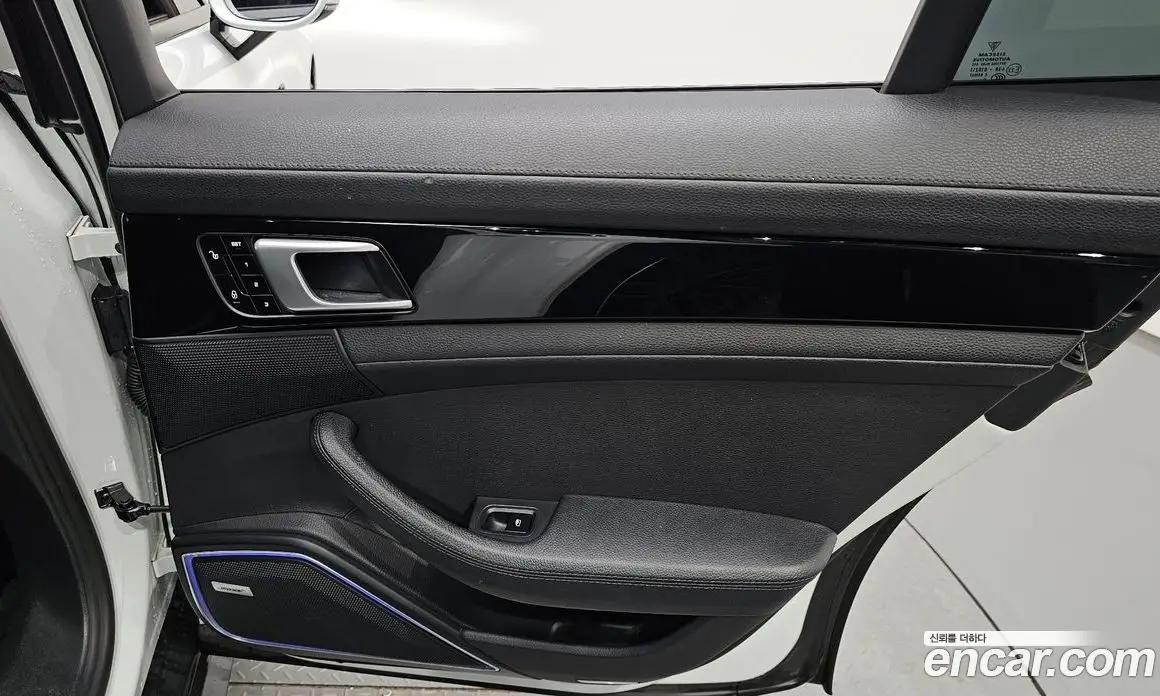 Porsche Panamera 2018 3.0 автомат (гидро), фото 14