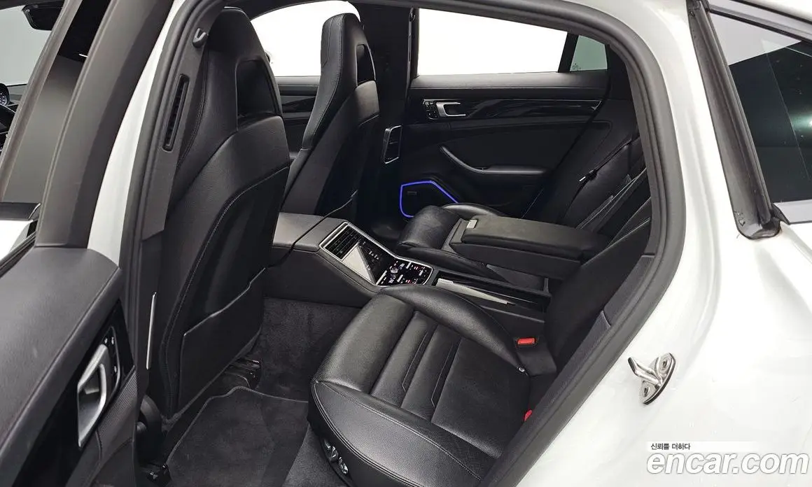 Porsche Panamera 2018 3.0 автомат (гидро), фото 15