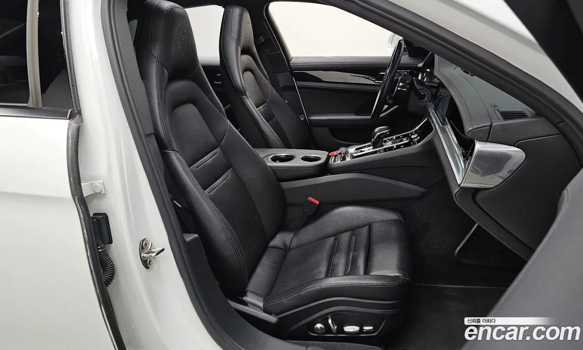 Porsche Panamera 2018 3.0 автомат (гидро), фото 16