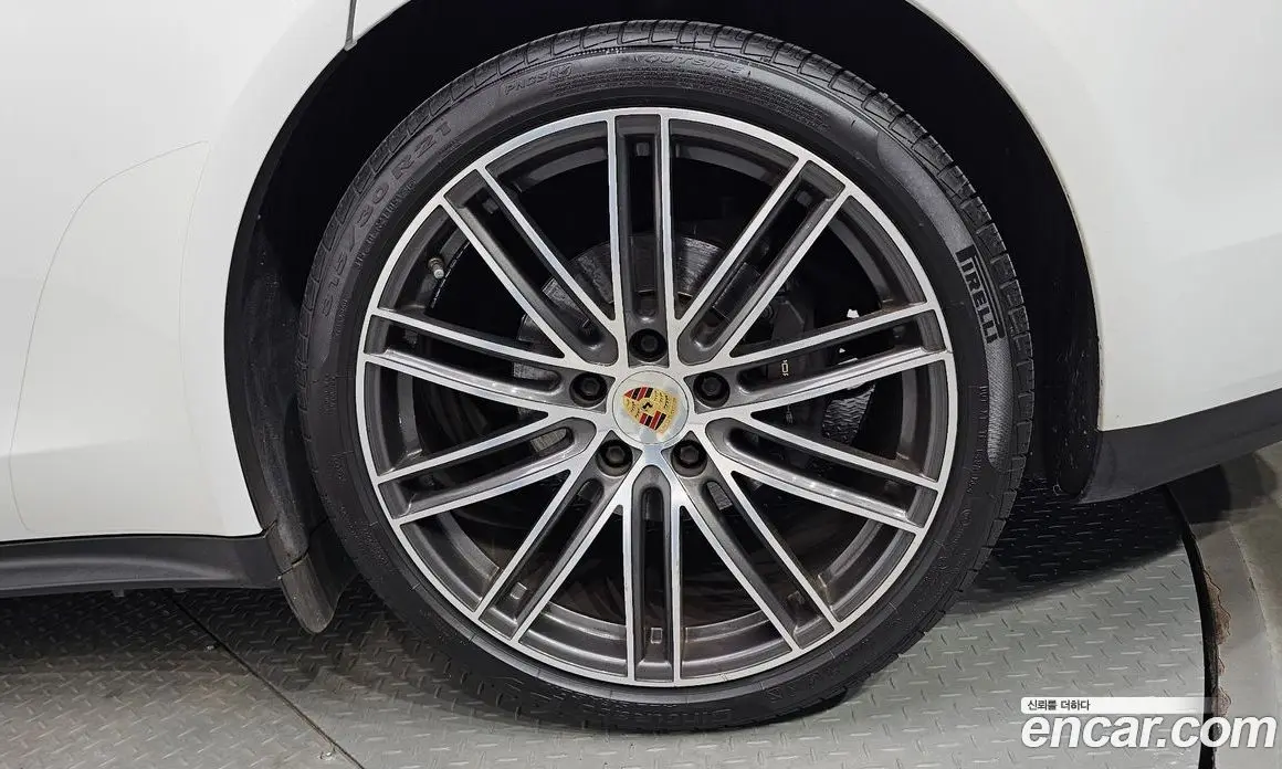 Porsche Panamera 2018 3.0 автомат (гидро), фото 6