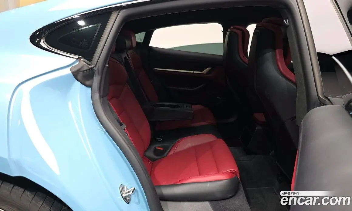 Porsche Taycan 2022 0.1 автомат (гидро), фото 16