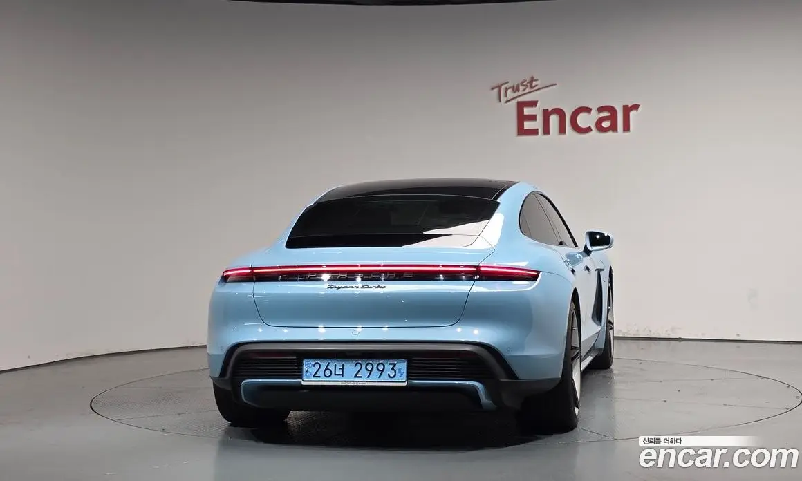 Porsche Taycan 2022 0.1 автомат (гидро), фото 3