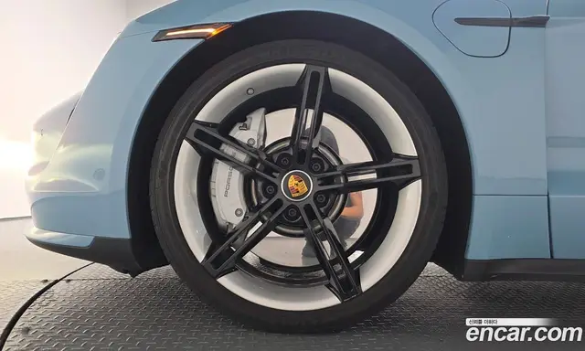 Porsche Taycan 2022 0.1 автомат (гидро), миниатюра 4