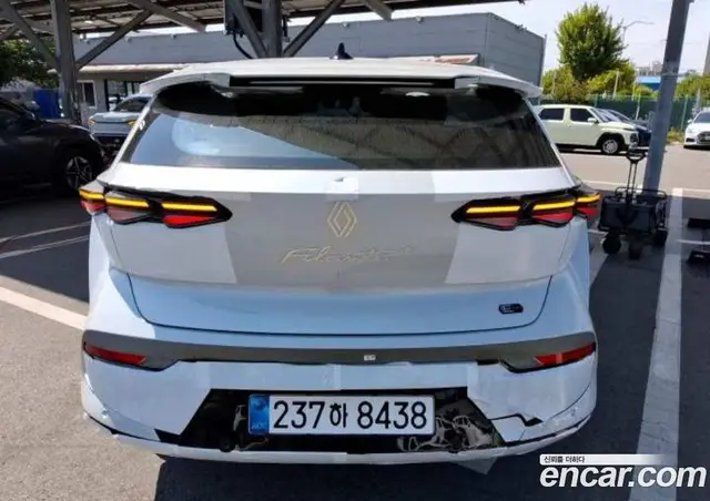 Renault (Samsung) Fluence 2026 1.5 автомат (гидро), миниатюра 3