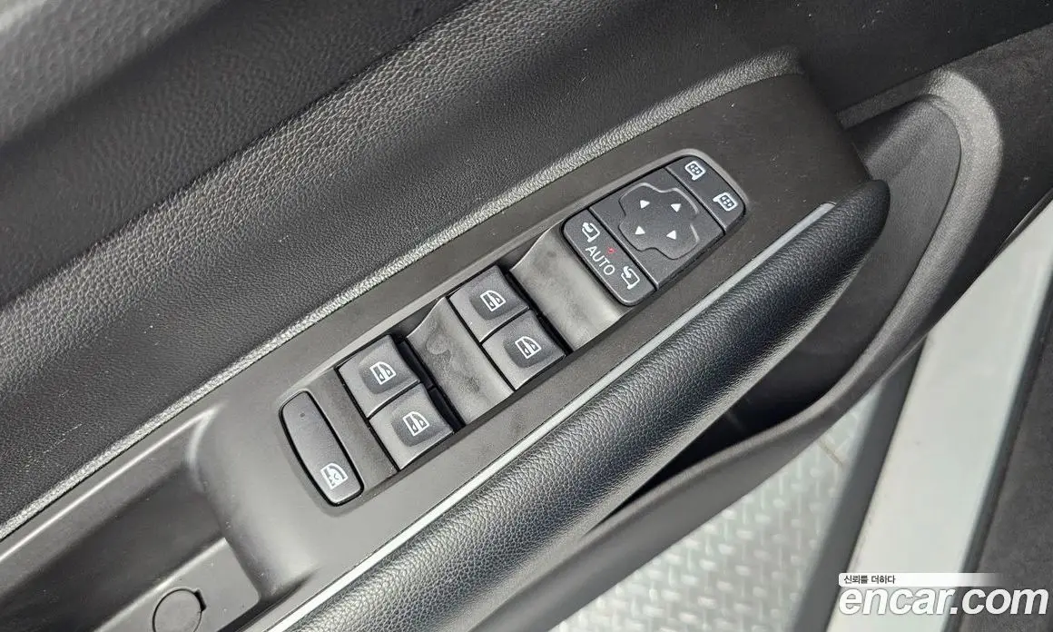Renault (Samsung) QM6 2023 2.0 автомат (гидро), фото 28
