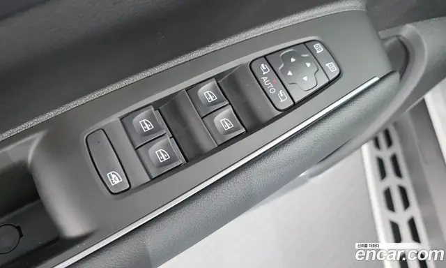 Renault (Samsung) QM6 2026 2.0 автомат (гидро), миниатюра 12