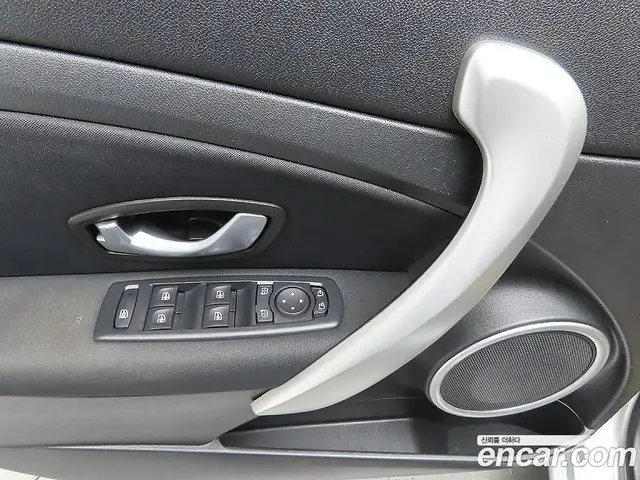 Renault (Samsung) SM3 2010 1.6 автомат (гидро), миниатюра 12