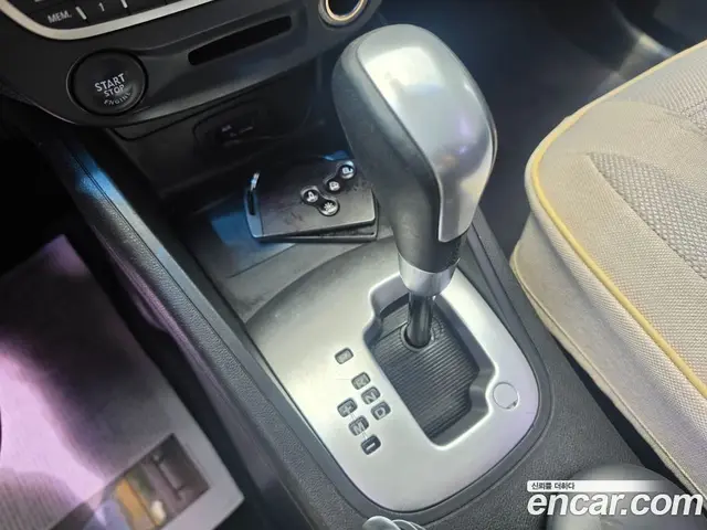 Renault (Samsung) SM3 2010 1.6 автомат (гидро), миниатюра 9