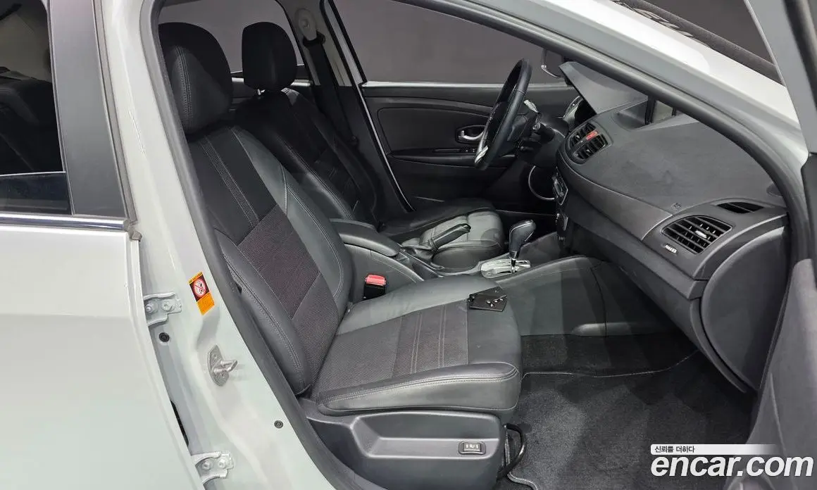 Renault (Samsung) SM3 2018 0.1 автомат (гидро), фото 10