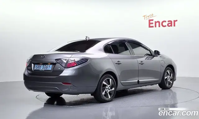 Renault (Samsung) SM3 2018 0.1 автомат (гидро), миниатюра 2