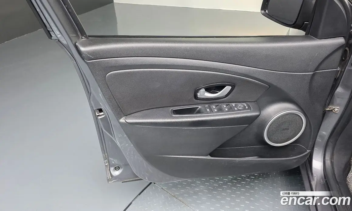 Renault (Samsung) SM3 2018 0.1 автомат (гидро), фото 14