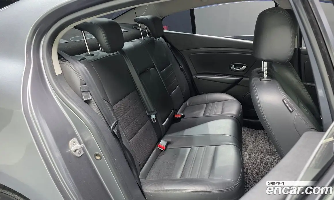Renault (Samsung) SM3 2018 0.1 автомат (гидро), фото 17