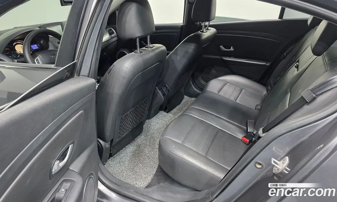 Renault (Samsung) SM3 2018 0.1 автомат (гидро), фото 18