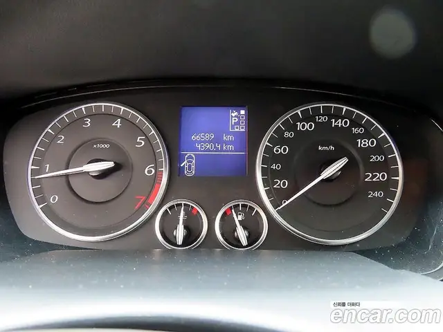 Renault (Samsung) SM5 2010 2.0 автомат (гидро), миниатюра 9