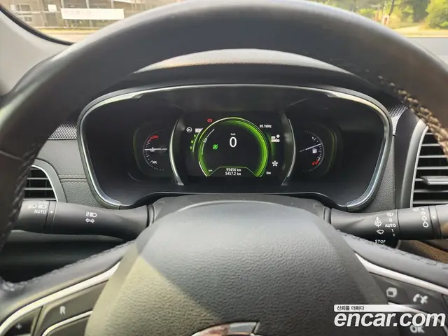 Renault (Samsung) SM6 2016 2.0 автомат (гидро), миниатюра 8