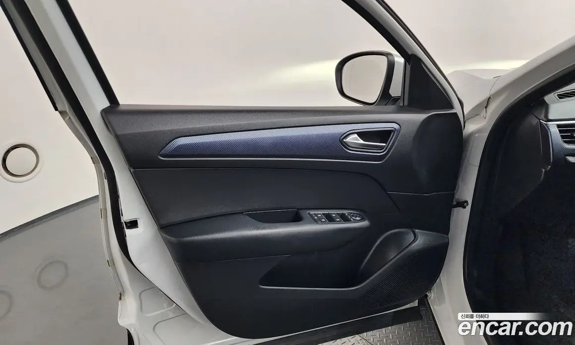 Renault (Samsung) XM3 2020 1.6 автомат (гидро), фото 14