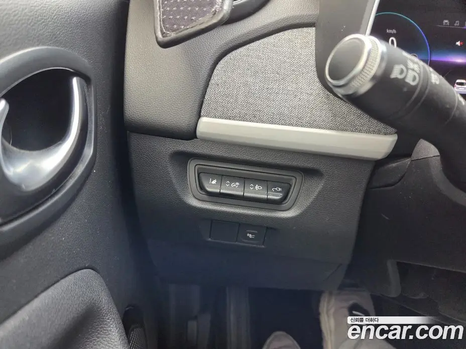 Renault (Samsung) Zoe 2021 0.1 автомат (гидро), фото 12