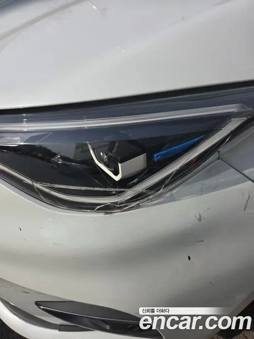 Renault (Samsung) Zoe 2021 0.1 автомат (гидро), фото 14