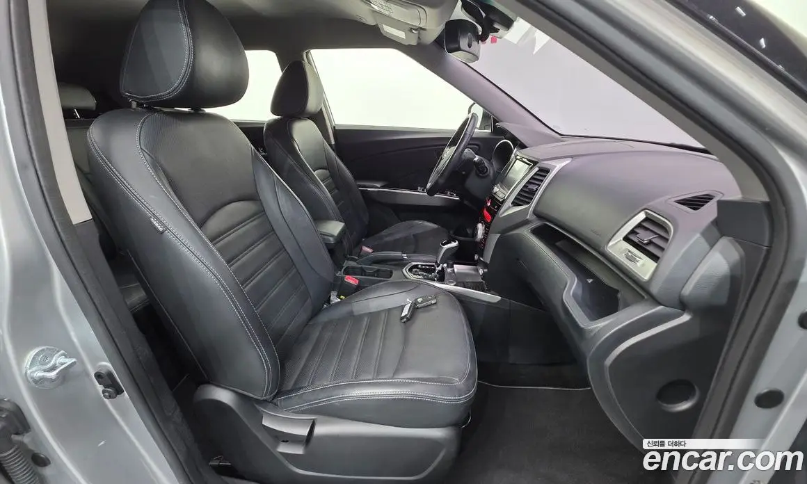 SsangYong TIBOLI 2015 1.6 автомат (гидро), фото 13