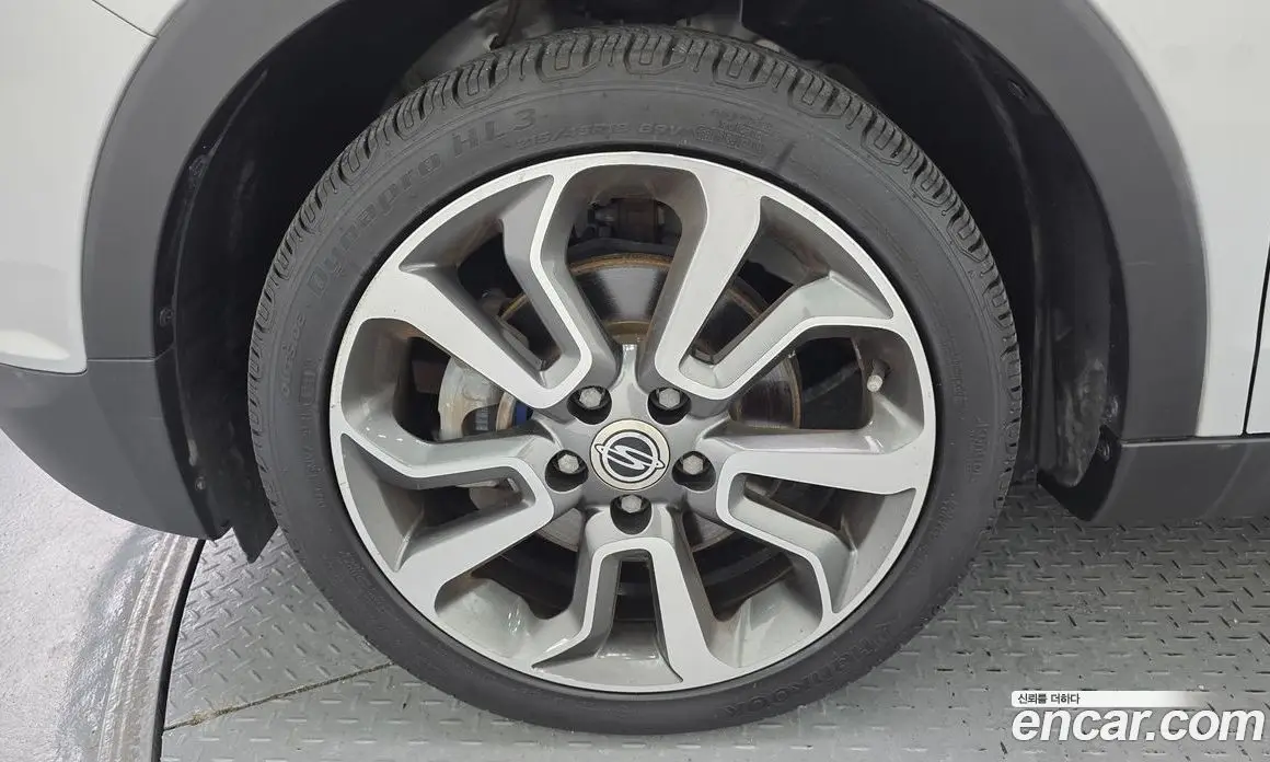 SsangYong TIBOLI 2015 1.6 автомат (гидро), фото 5