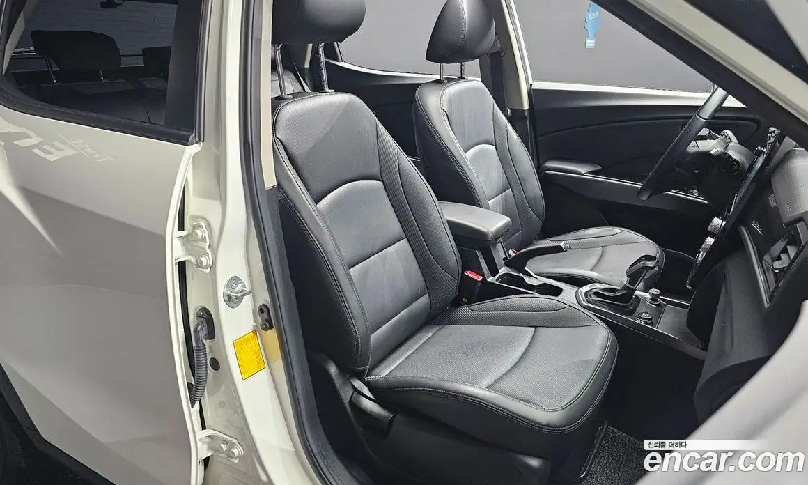 SsangYong TIBOLI 2022 1.5 автомат (гидро), фото 12