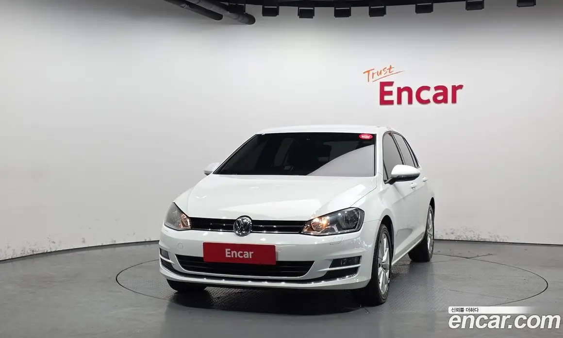 Volkswagen Golf 2014 1.6 автомат (гидро), фото 3