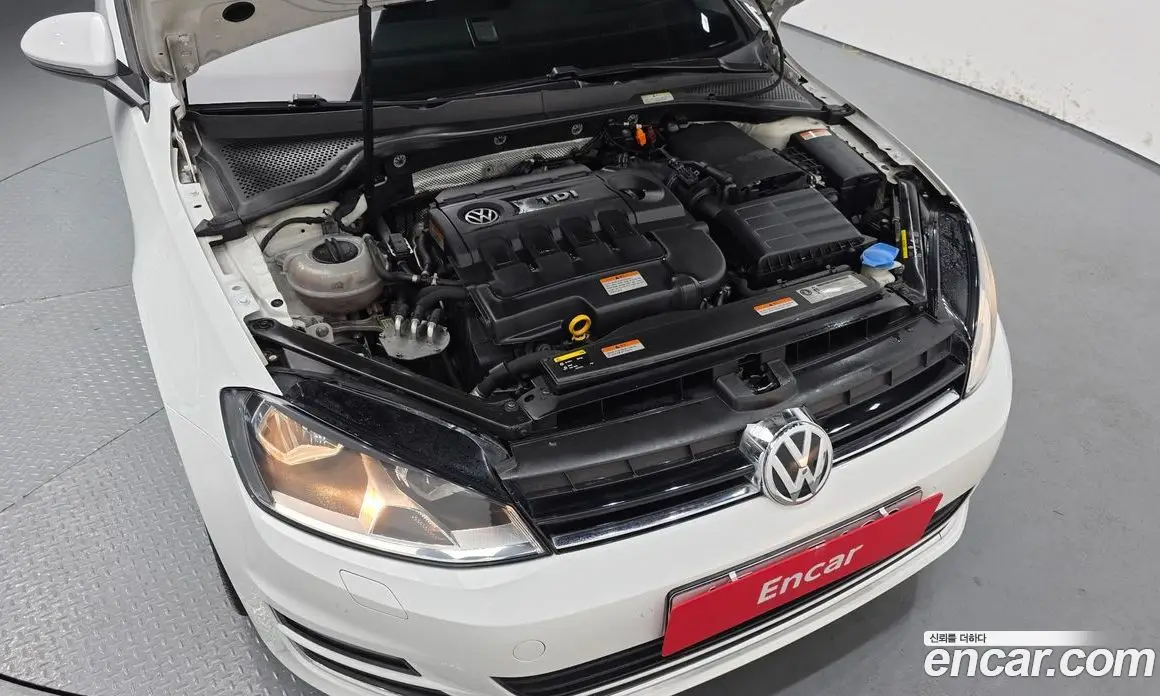 Volkswagen Golf 2014 1.6 автомат (гидро), фото 6