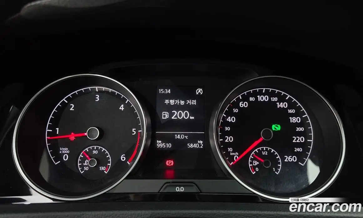 Volkswagen Golf 2014 1.6 автомат (гидро), фото 8