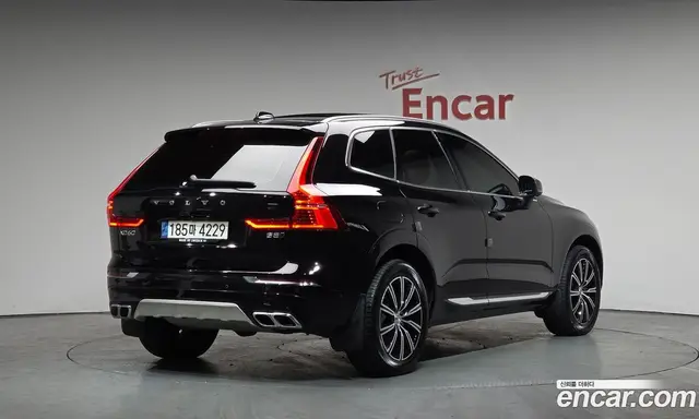 Volvo XC60, 2021, 39 908 км