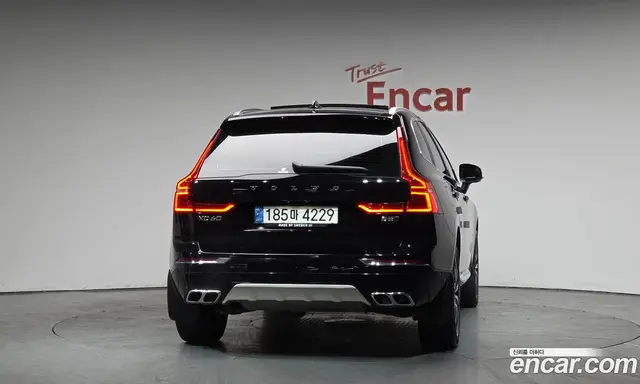 Volvo XC60 2021 2.0 автомат (гидро), миниатюра 3