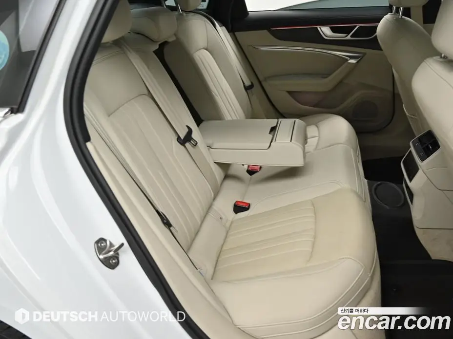 Audi A6 2020 3.0 автомат (гидро), фото 12