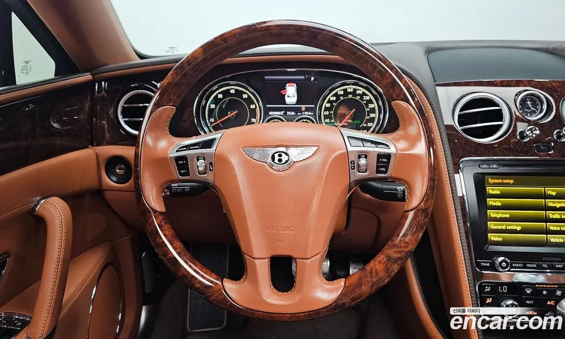 Bentley Flying Spur 2016 4.0 автомат (гидро), фото 13 Bentley Flying Spur 2016 4.0 автомат (гидро), фото 13